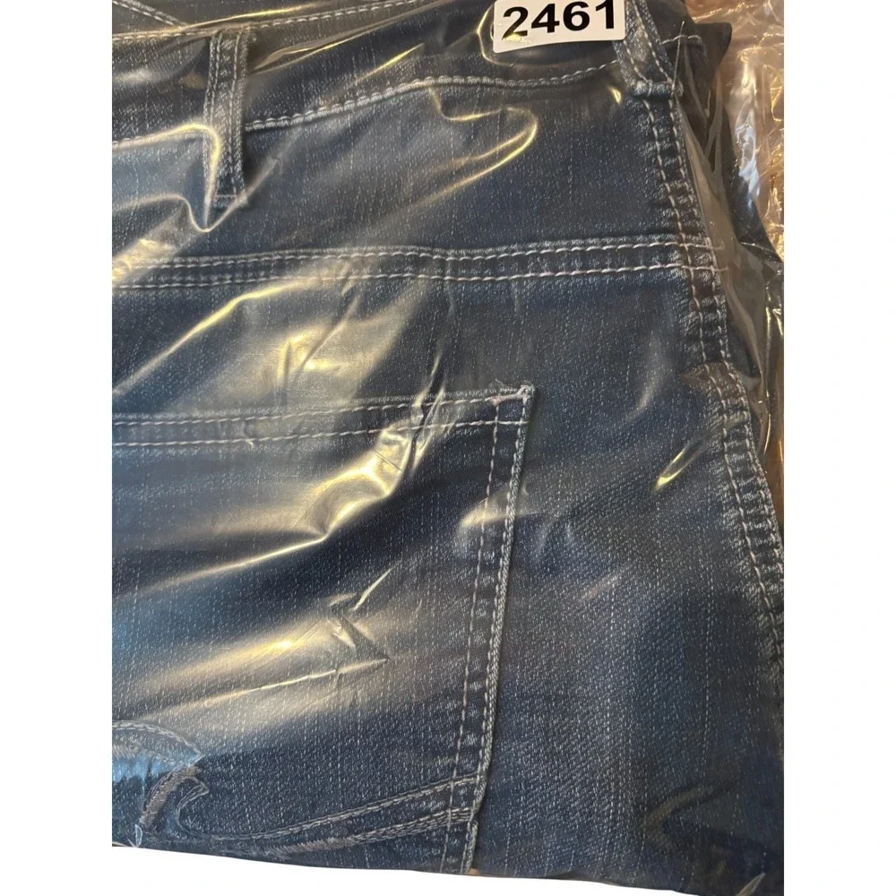 Silver Jeans product pair
